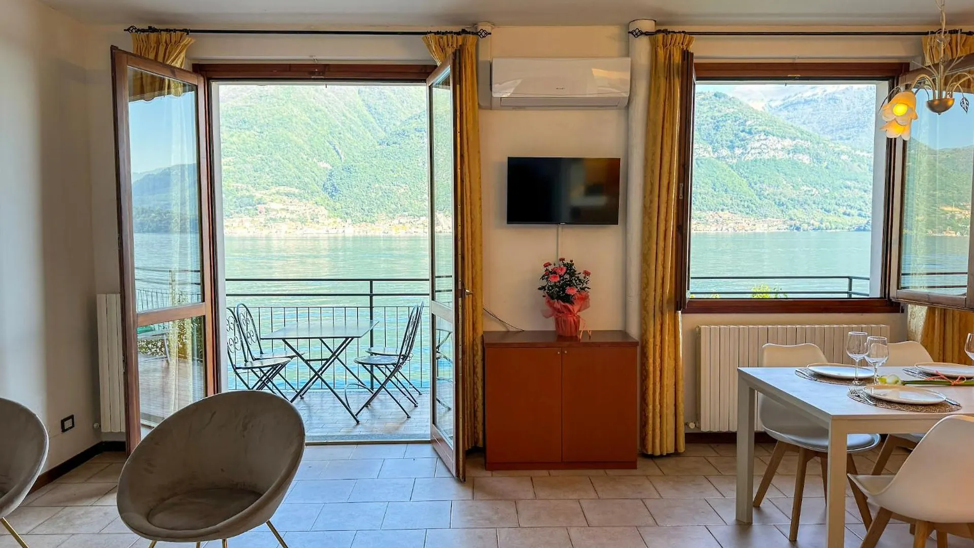 Appartamenti Portobello Lezzeno Italien